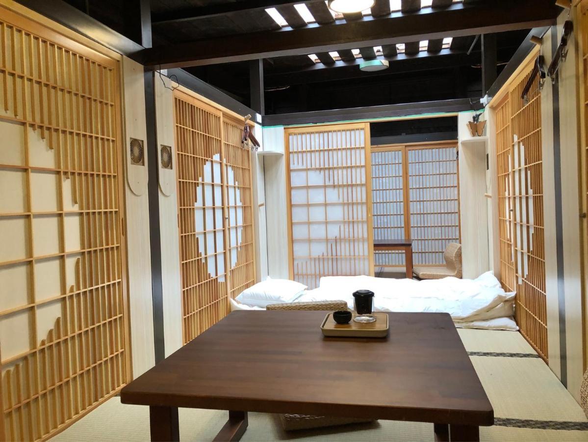台甕茶室青年旅館 Tai-Wong Tatami Room Hostel Tainan Exterior photo
