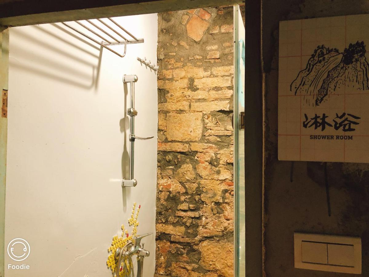 台甕茶室青年旅館 Tai-Wong Tatami Room Hostel Tainan Exterior photo